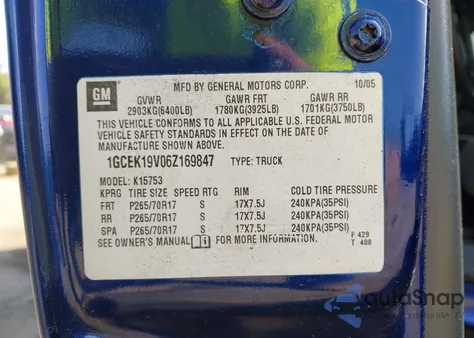 2006 Chevrolet Silverado K1500 z USA, uszkodzony, nr VIN 1GCEK19V06Z169847